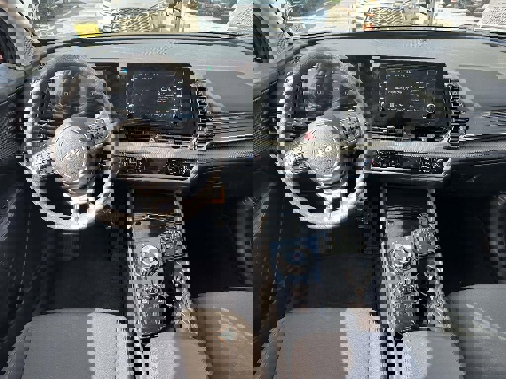 Certified 2025 Kia Sportage LX image 14