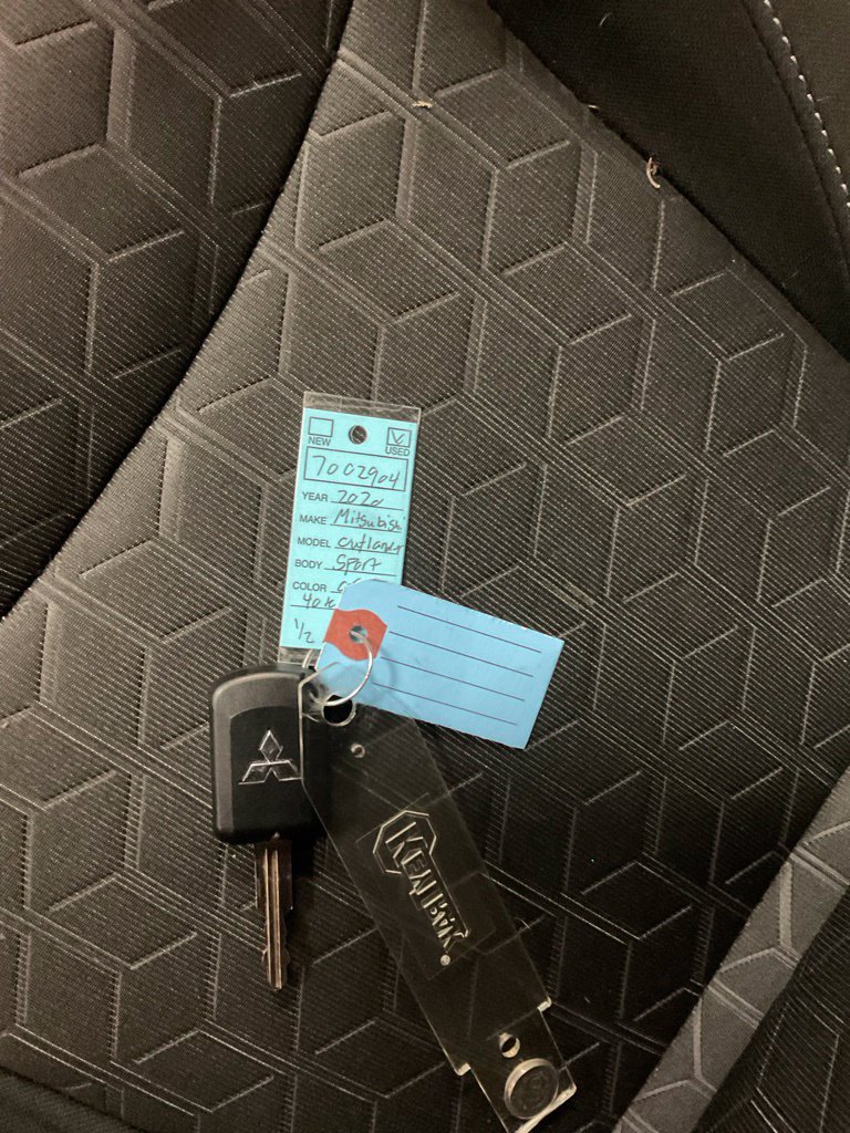 Used 2020 Mitsubishi Outlander Sport ES FWD image 32