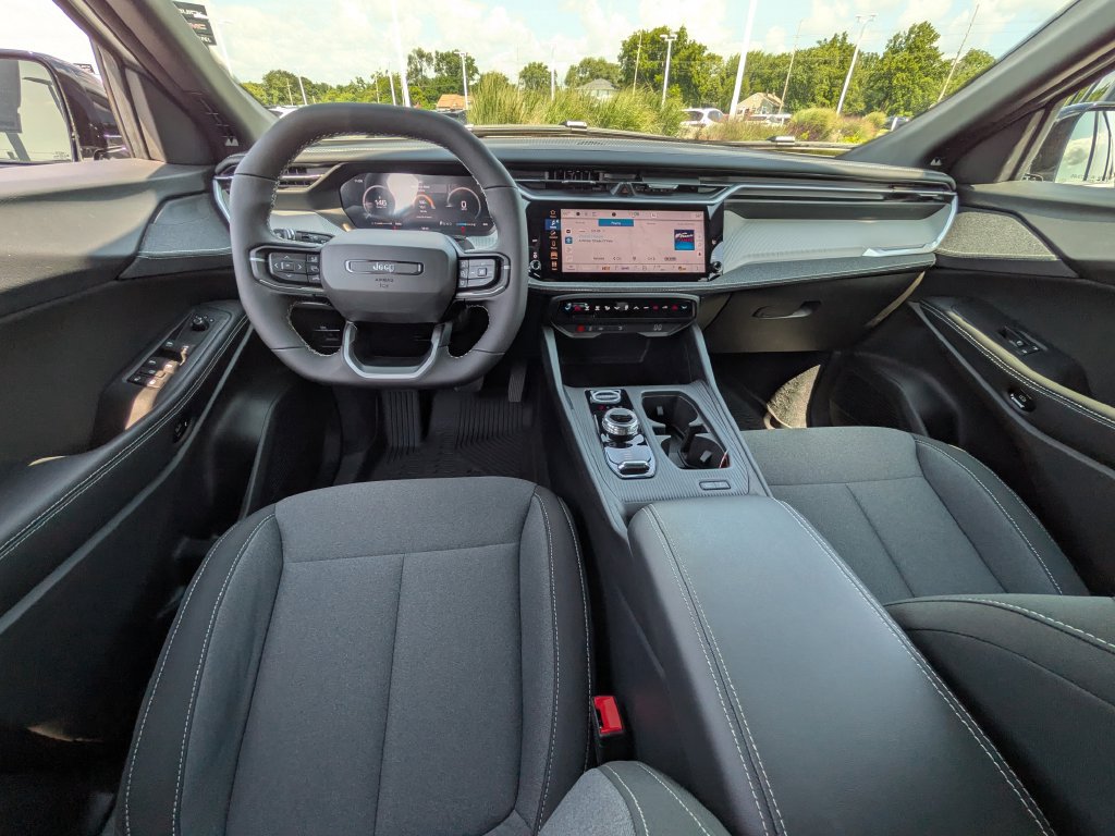 New 2026 Jeep Cherokee AWD/4WD image 7