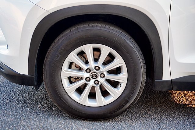 Used 2025 Toyota Grand Highlander FWD image 14