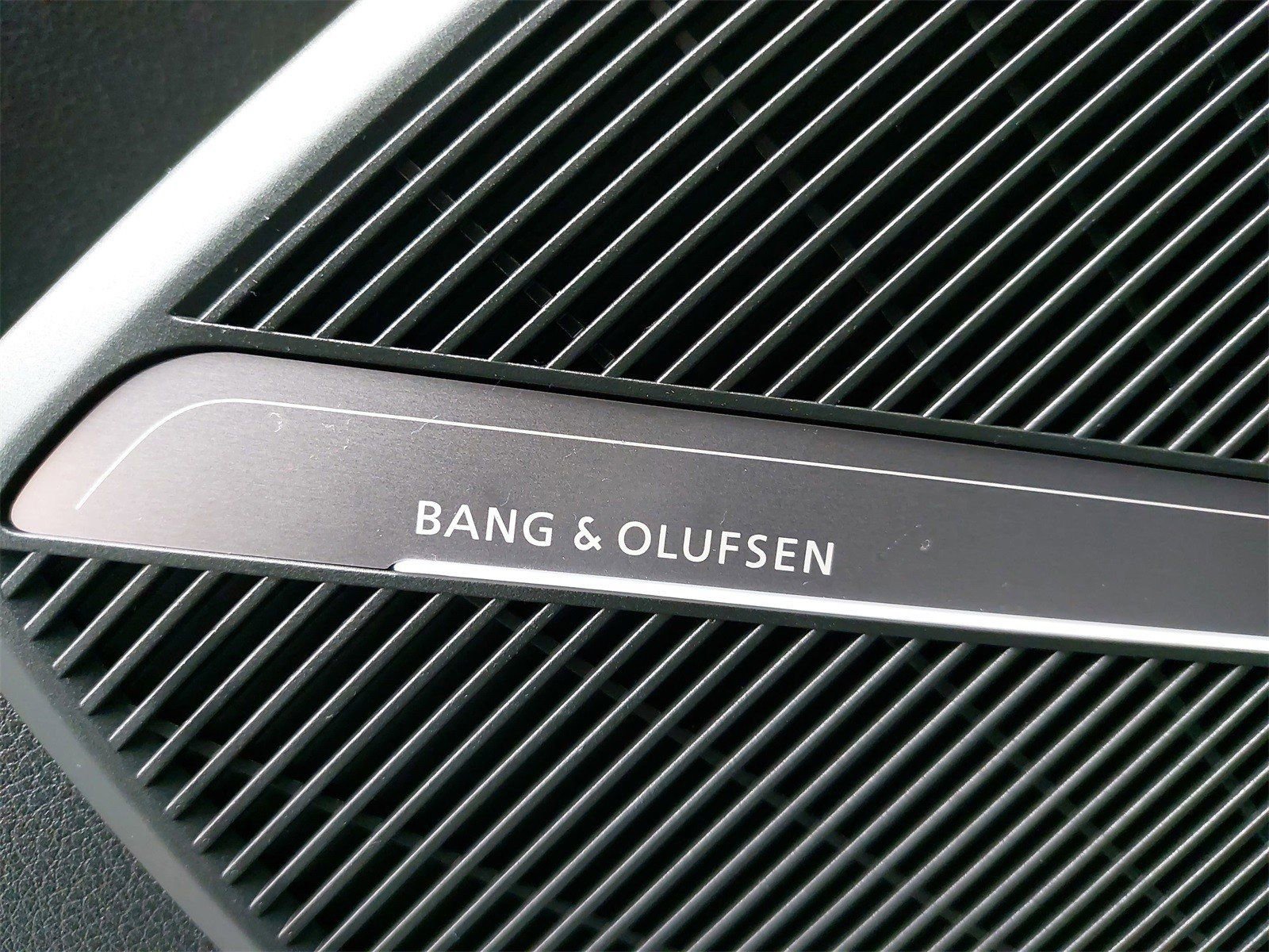 Used 2023 Audi SQ5 Prestige w/ Prestige Package image 36