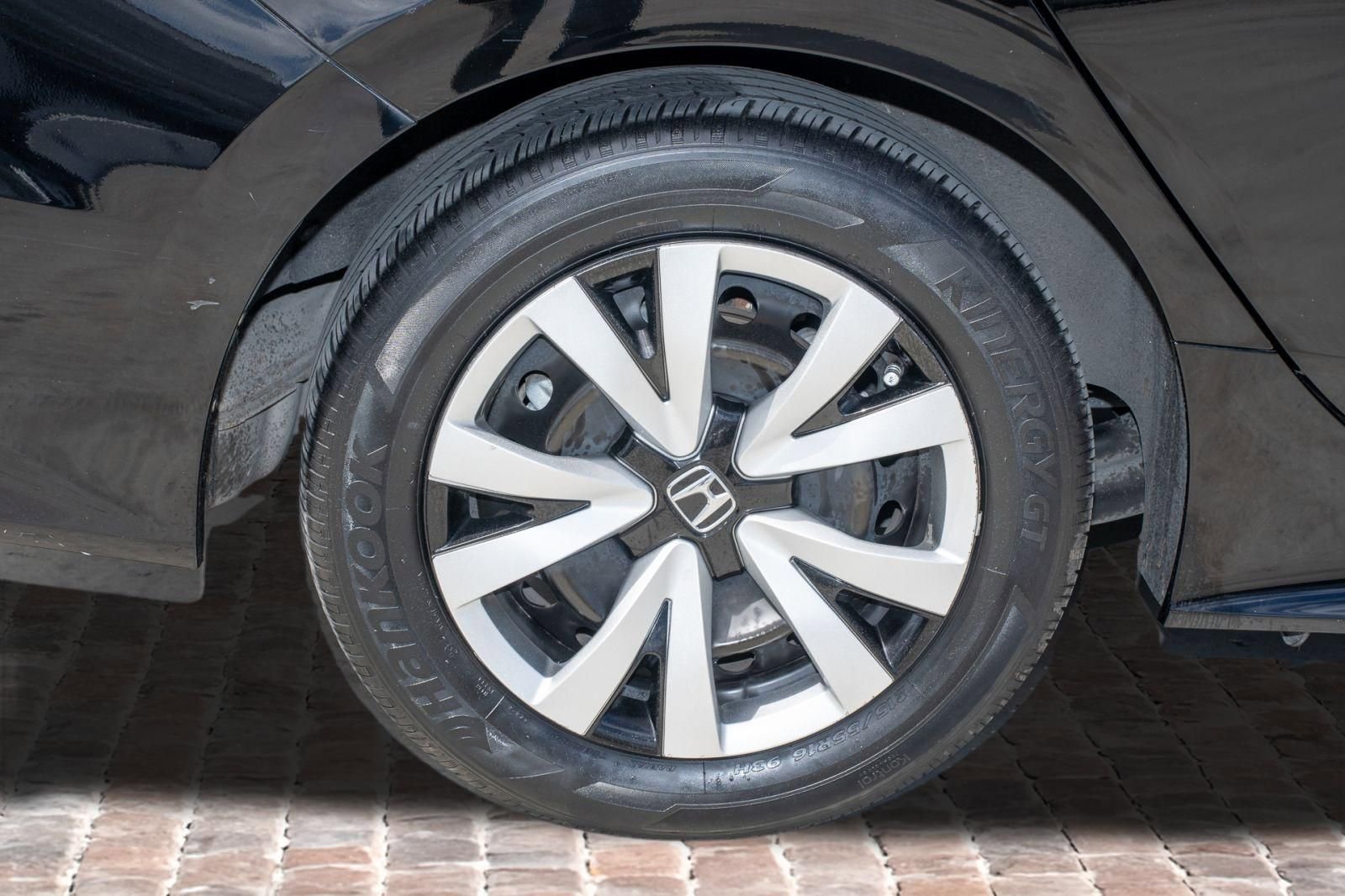 Used 2023 Honda Civic LX image 42