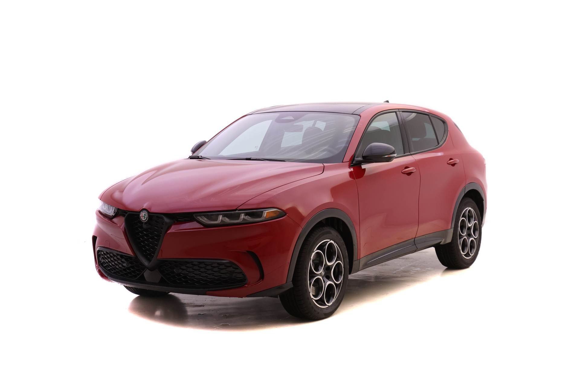 New 2025 Alfa Romeo Tonale w/ Premium Package image 1