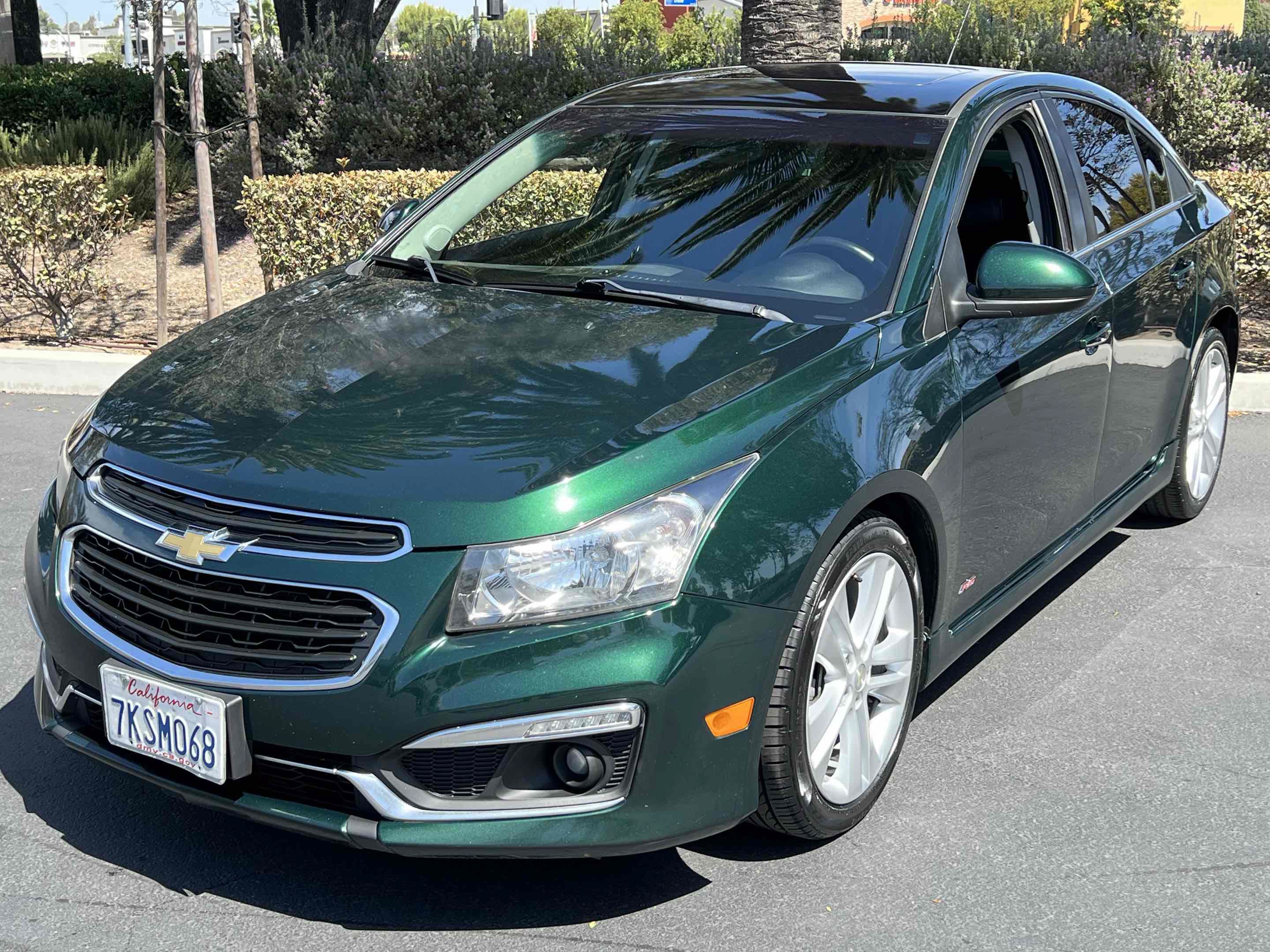 Used 2015 Chevrolet Cruze LTZ w/ Sun, Sound and Sport Package FWD image 21