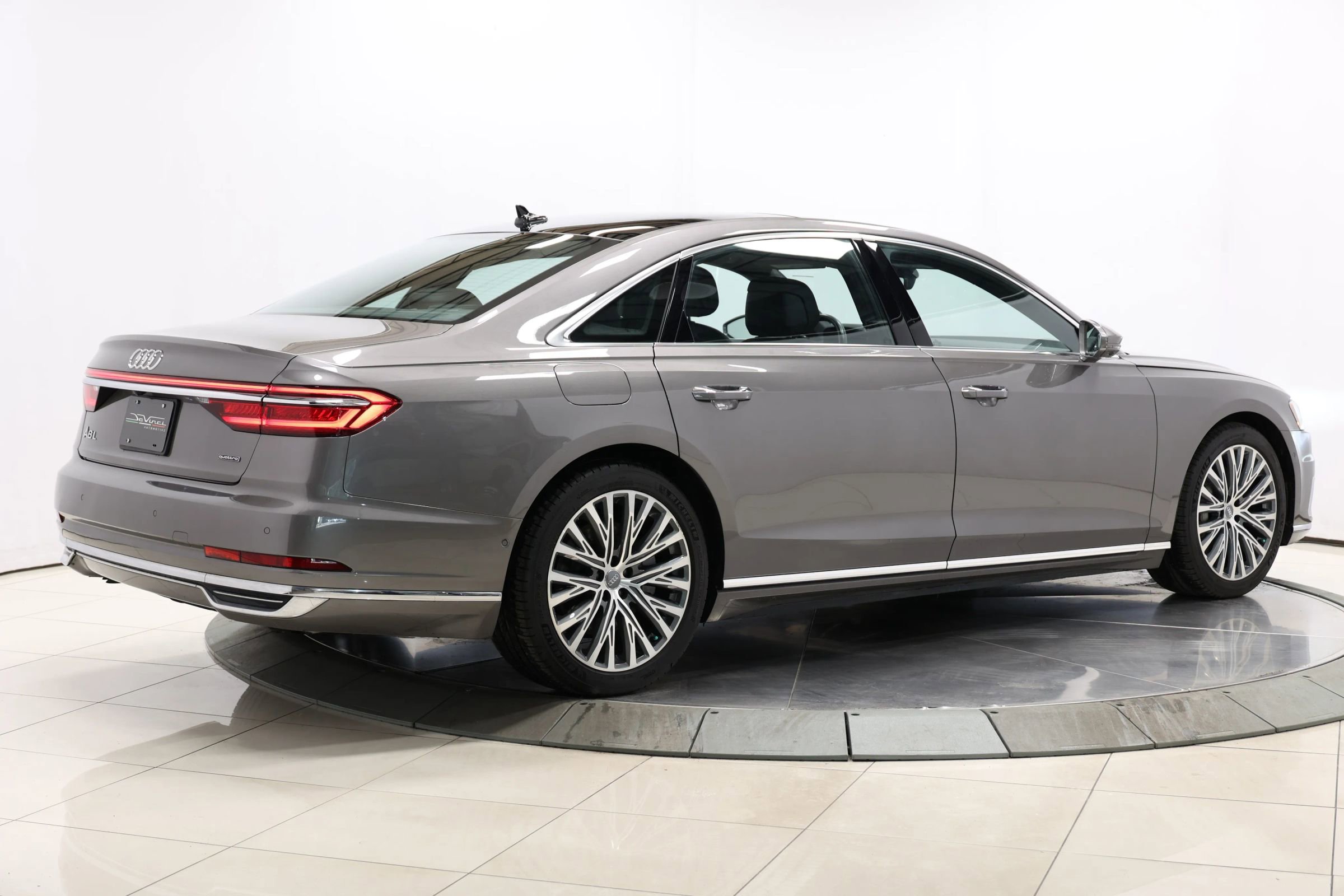 Used 2019 Audi A8 L 3.0T w/ Luxury Package image 4