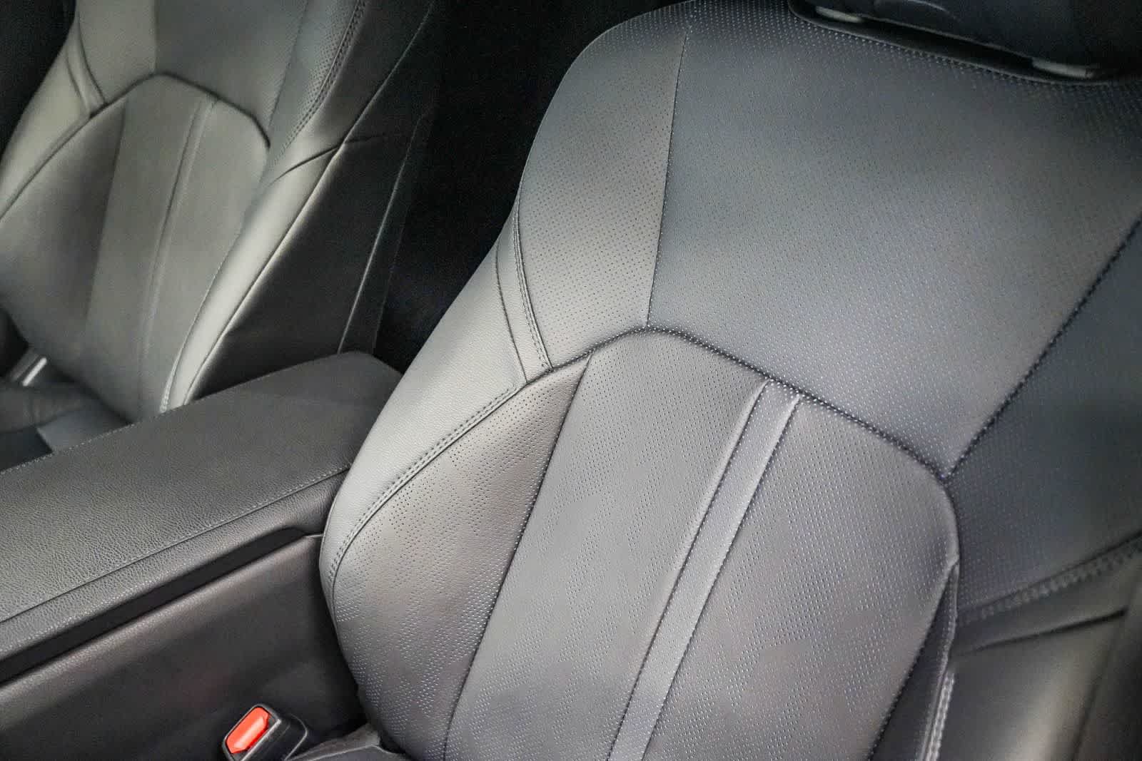 Used 2025 Toyota Camry XSE AWD/4WD image 25