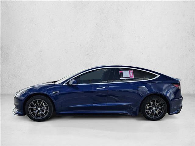 Used 2020 Tesla Model 3 Standard Range Plus image 9