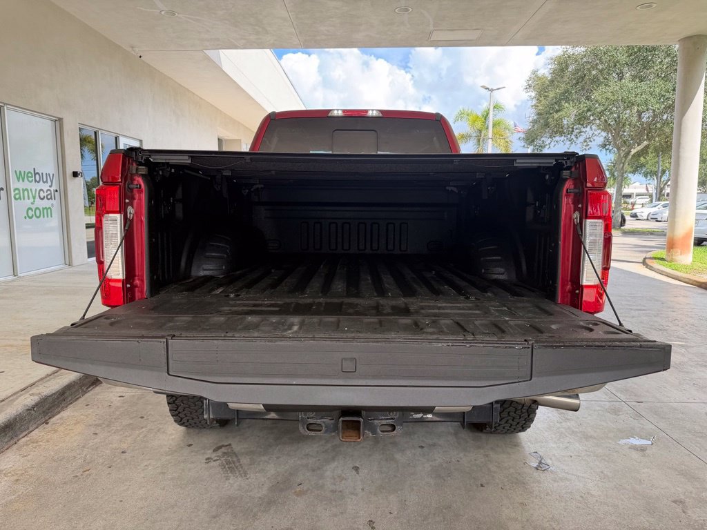 Used 2019 Ford F350 Lariat w/ Lariat Ultimate Package AWD/4WD image 39