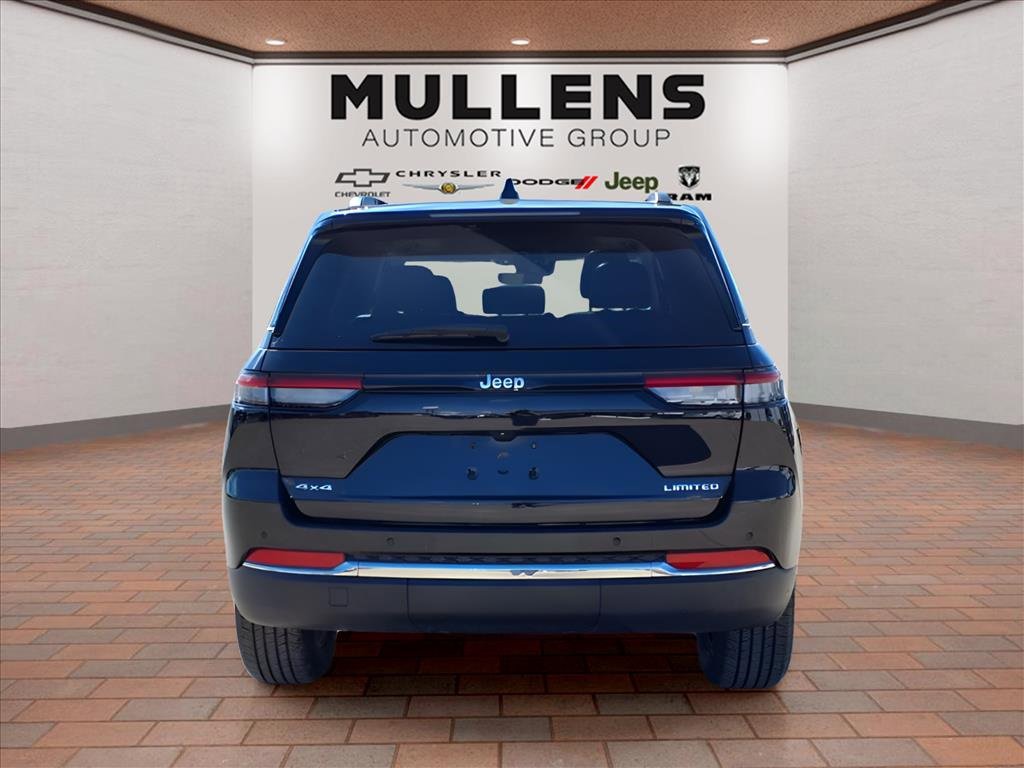 Used 2022 Jeep Grand Cherokee Limited image 6