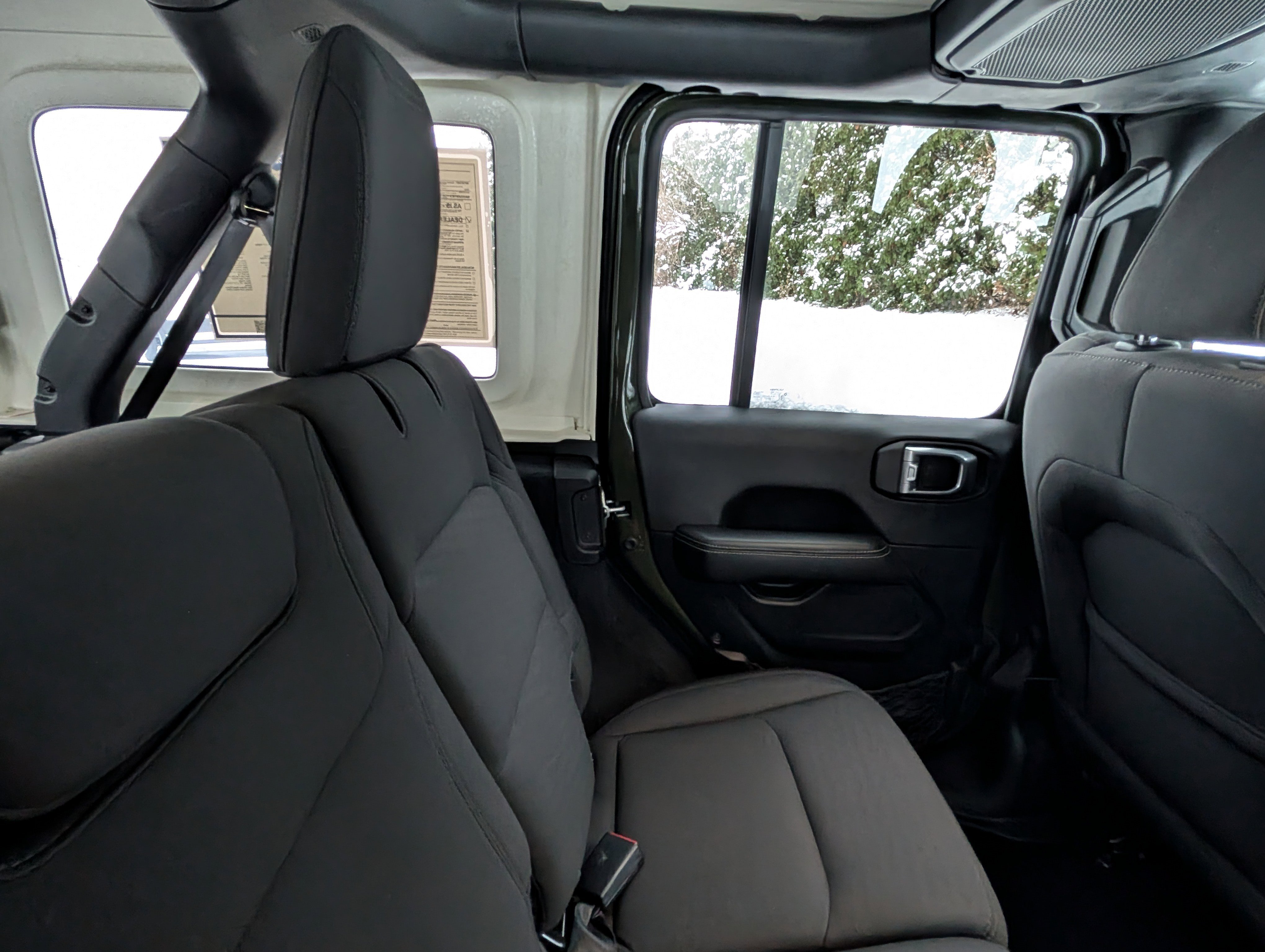 Used 2021 Jeep Wrangler Unlimited Sahara image 27