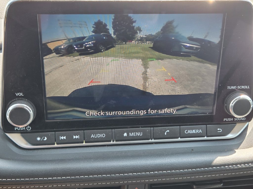 Used 2026 Nissan Rogue S FWD image 16
