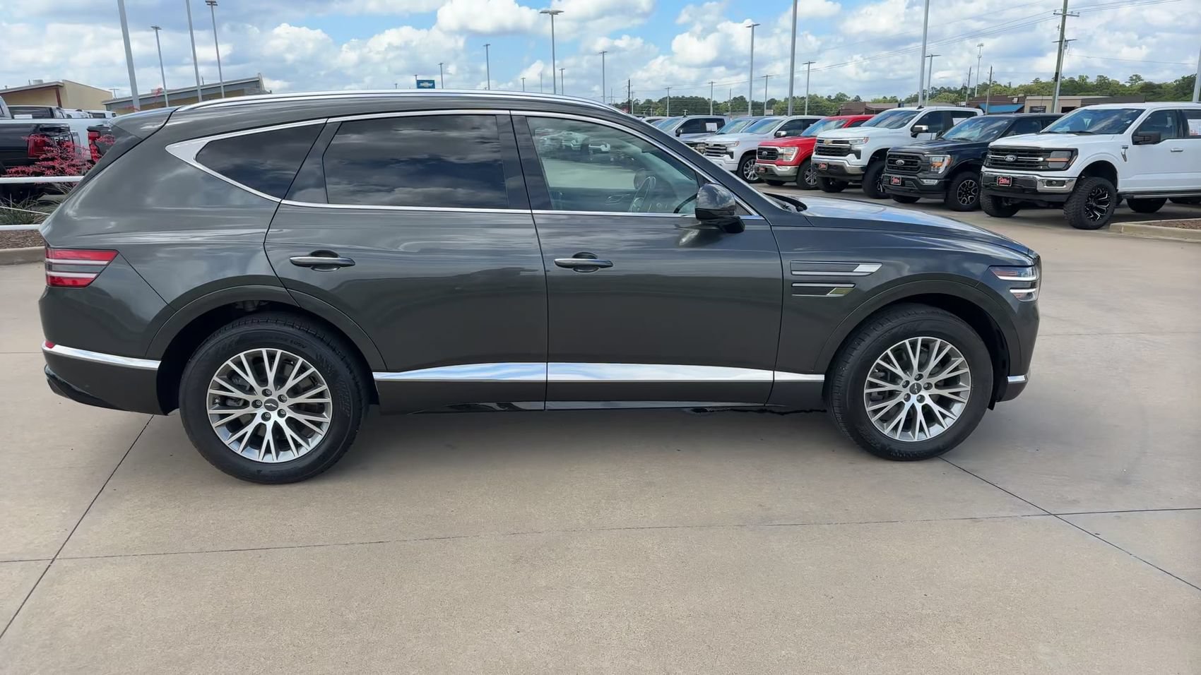 Used 2024 Genesis GV80 2.5T AWD/4WD image 9