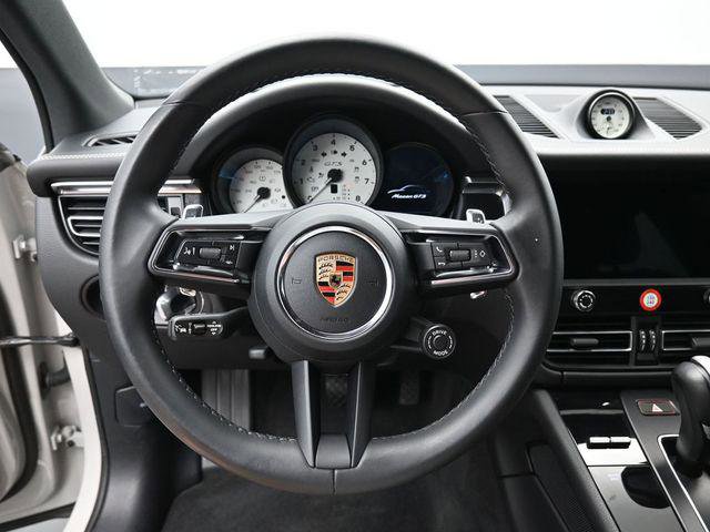 Used 2023 Porsche Macan GTS image 17