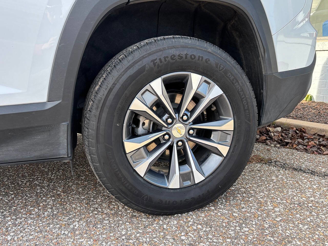 Used 2025 Chevrolet Equinox LT image 7