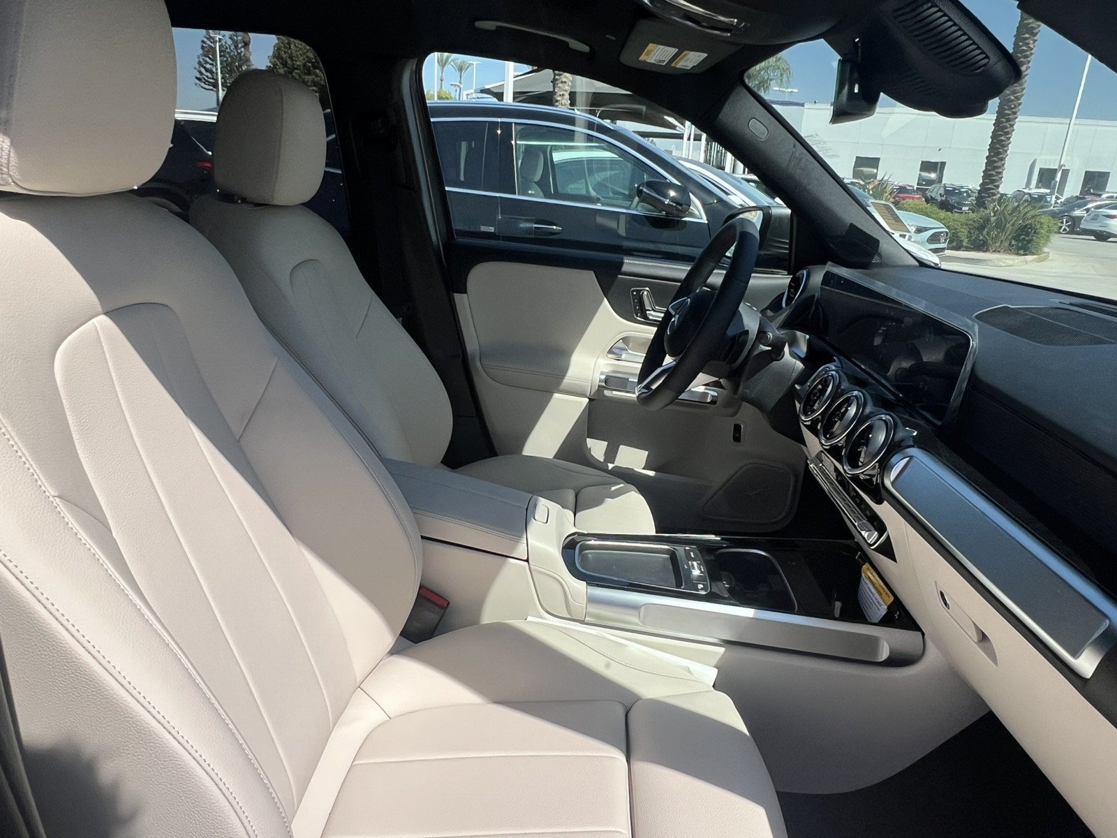 New 2026 Mercedes-Benz GLB 250 image 19
