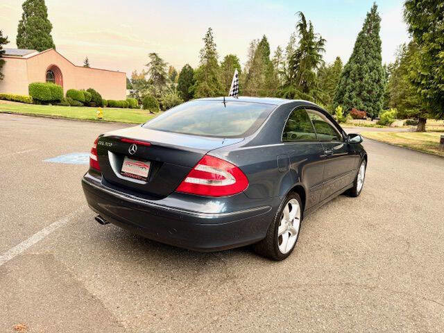 Used 2005 Mercedes-Benz CLK 320 Coupe image 6