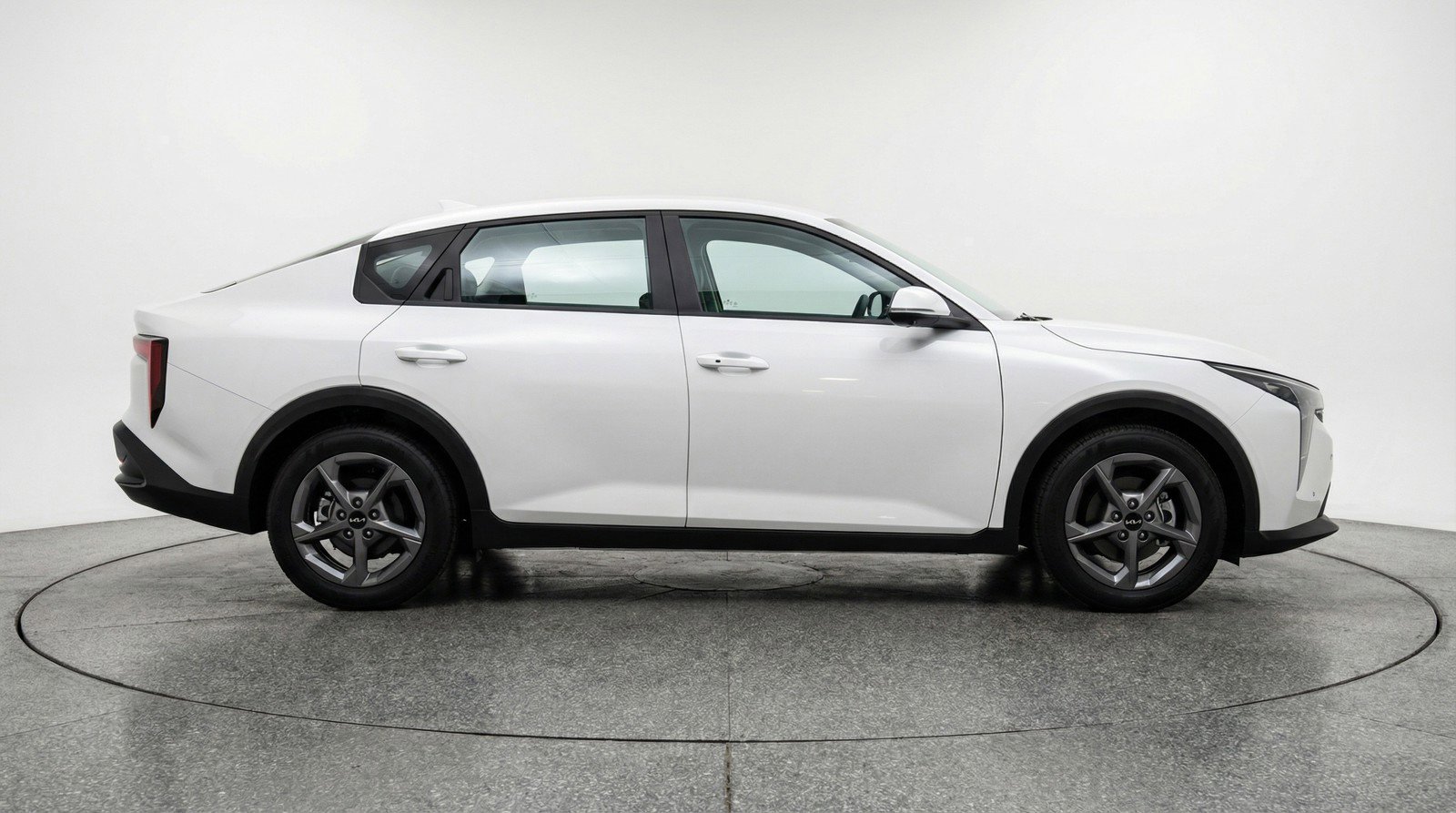 Used 2025 Kia K4 FWD image 11