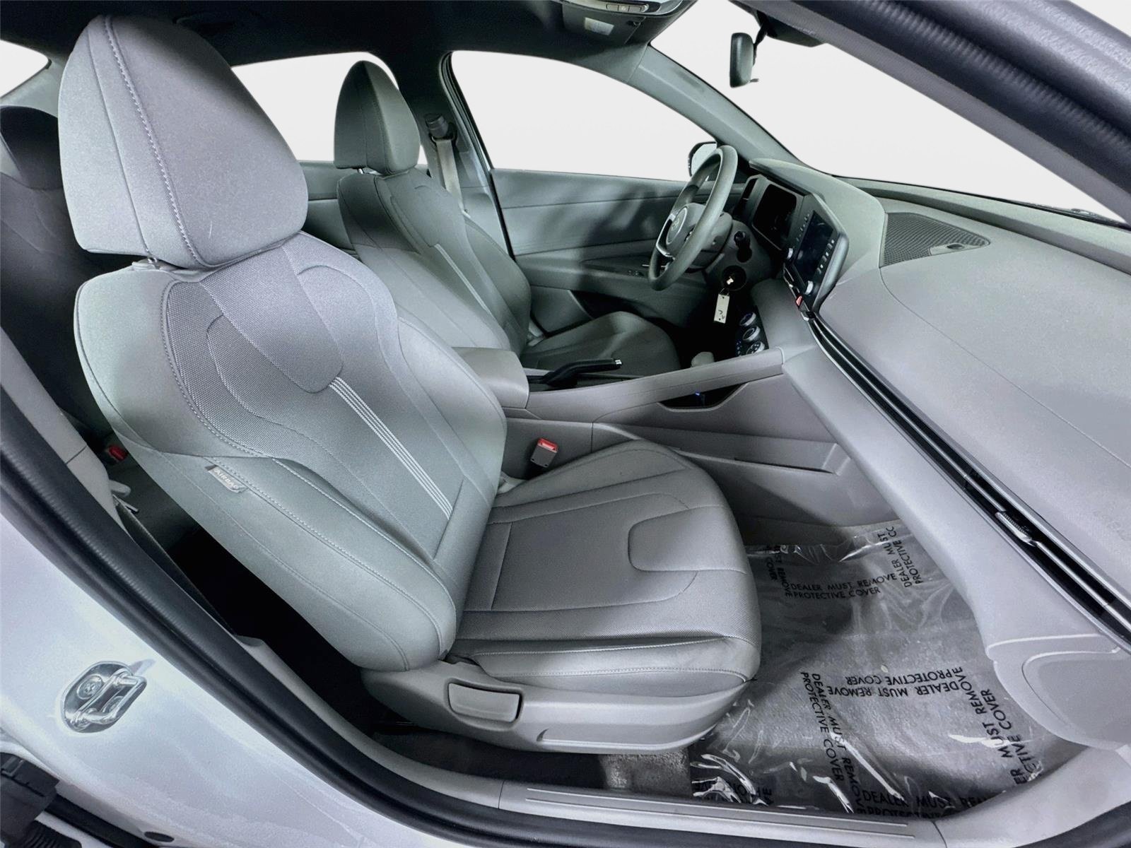 Used 2024 Hyundai Elantra SE FWD image 25