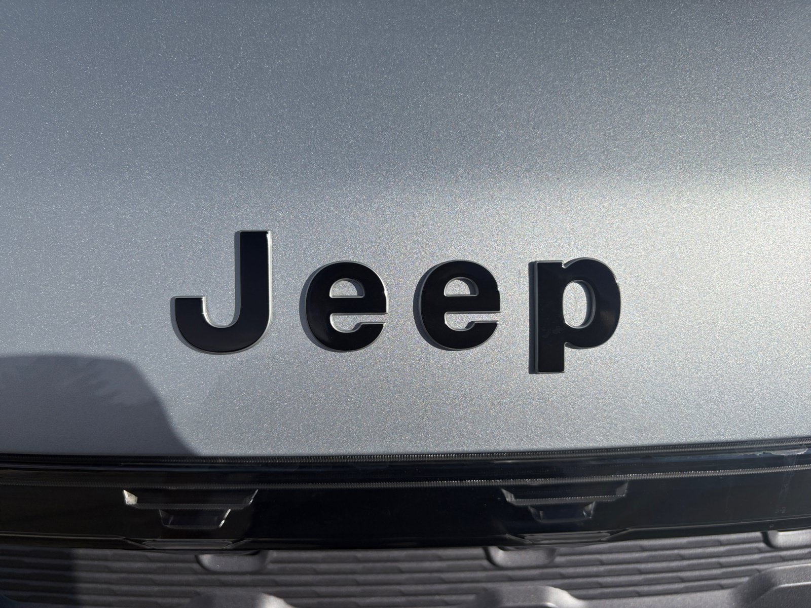 New 2026 Jeep Grand Wagoneer Limited w/ Convenience Group I AWD/4WD image 11