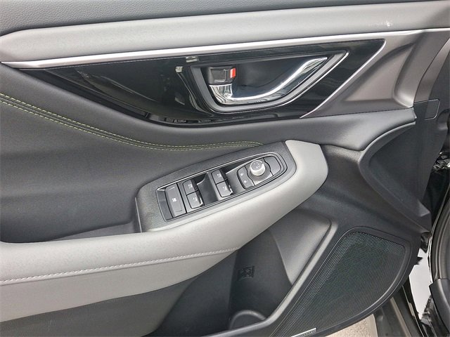 Certified 2025 Subaru Outback Onyx Edition XT w/ Popular Package #2 image 12