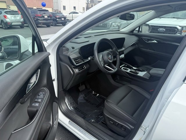 Used 2024 Buick Envision Preferred image 9