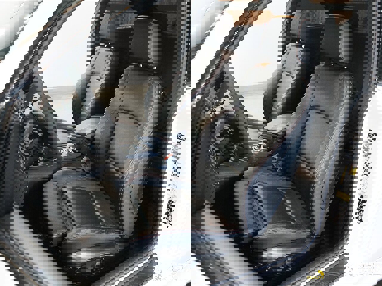 Used 2011 BMW 1 Series M image 16