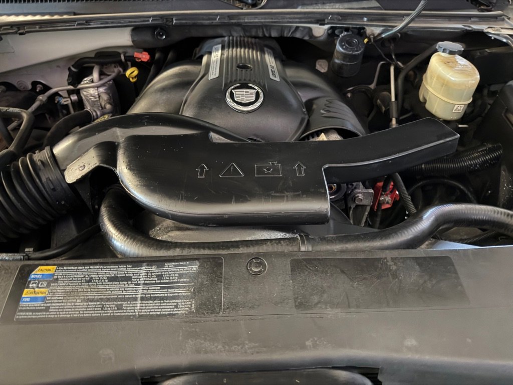 Used 2002 Cadillac Escalade EXT AWD/4WD image 5