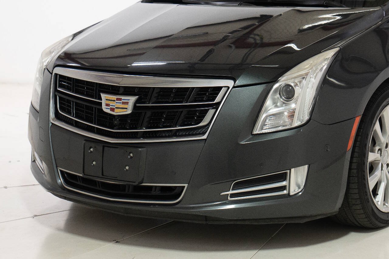 Used 2017 Cadillac XTS Luxury w/ Driver Awareness Package FWD image 9