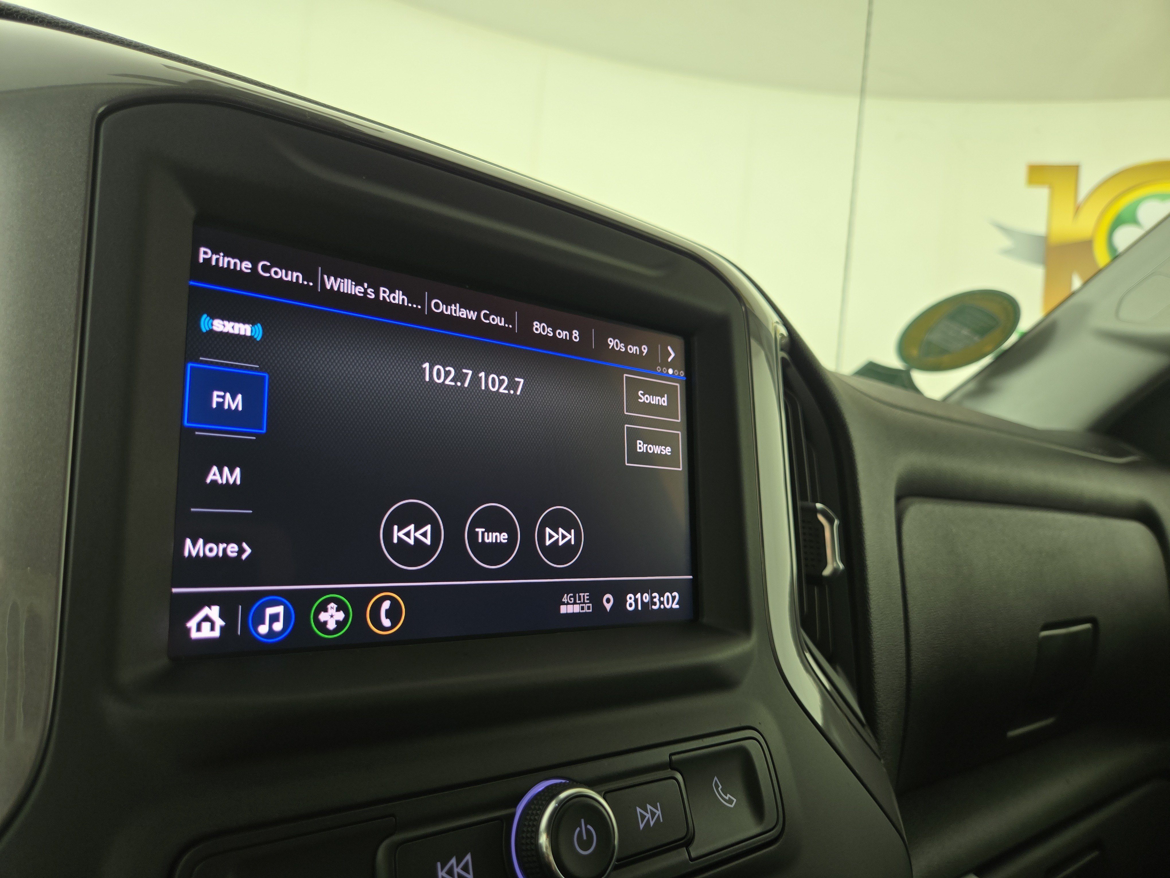 Certified 2022 Chevrolet Silverado 1500 Custom w/ Safety Confidence Package AWD/4WD image 19