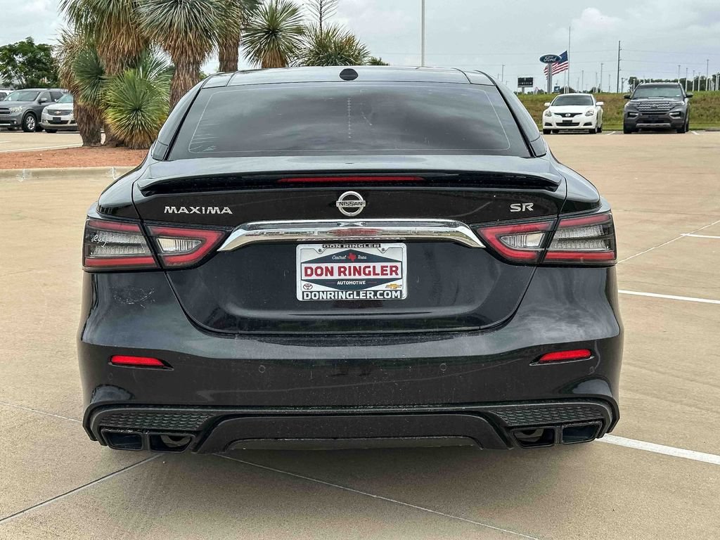 Used 2020 Nissan Maxima SR w/ Sport Mat Group FWD image 4