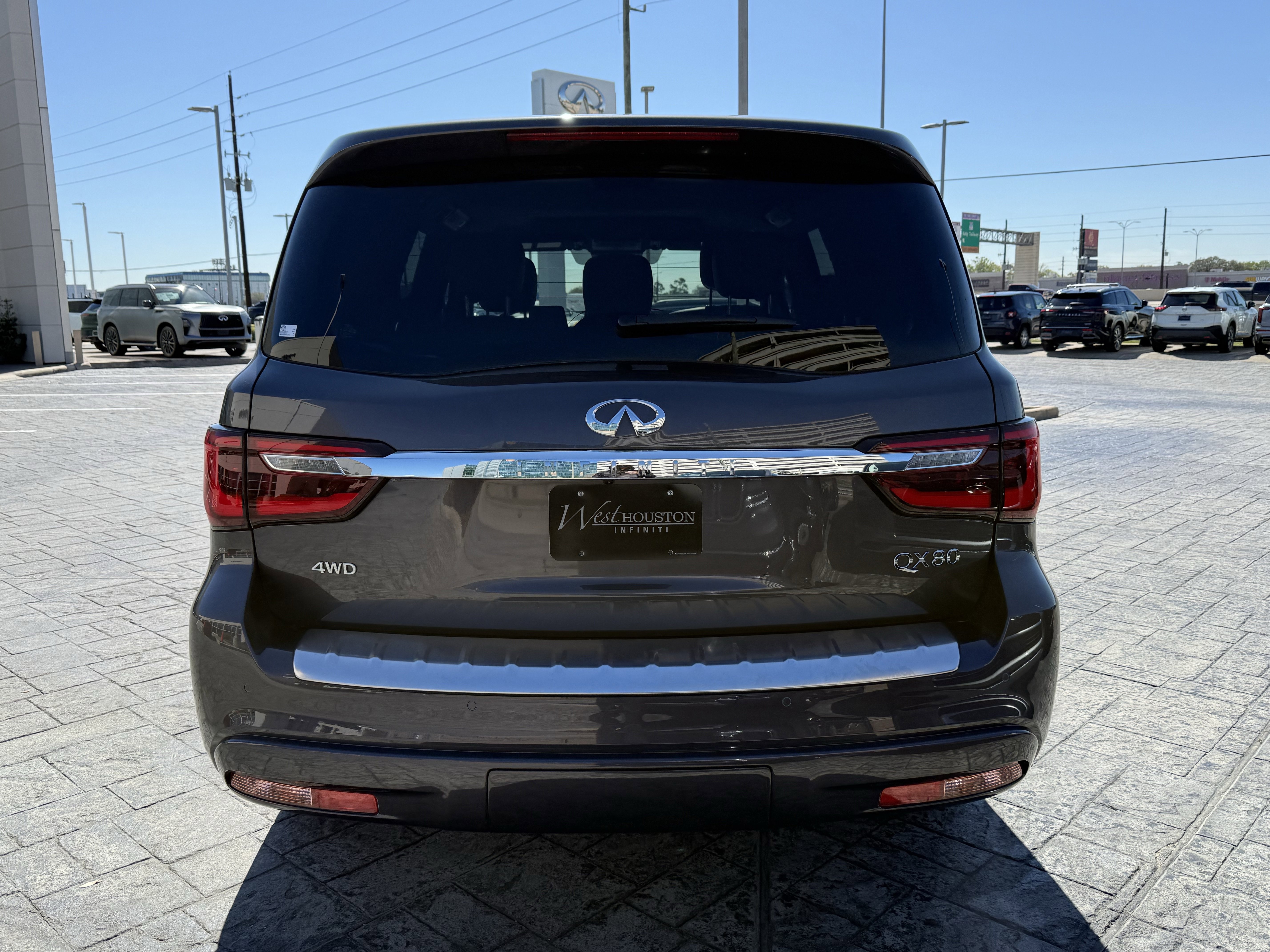 Certified 2024 INFINITI QX80 Sensory w/ Cargo Package image 6