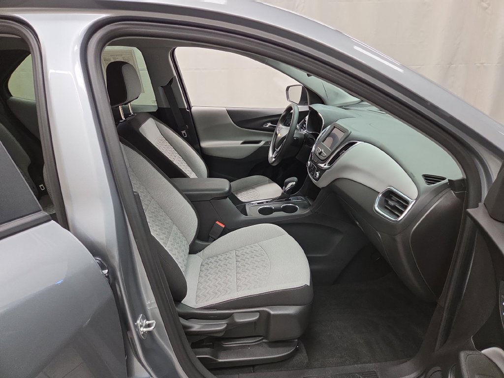 Certified 2024 Chevrolet Equinox LS w/ LS Convenience Package AWD/4WD image 12