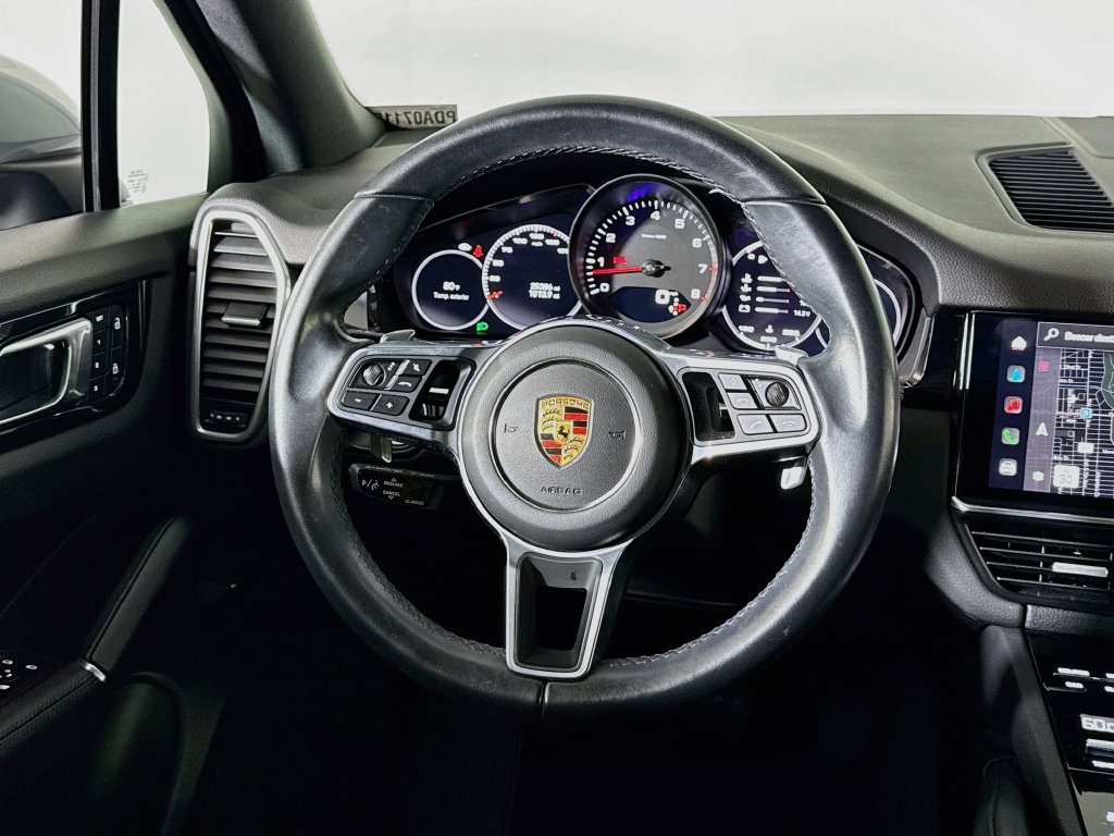 Certified 2023 Porsche Cayenne AWD/4WD image 12
