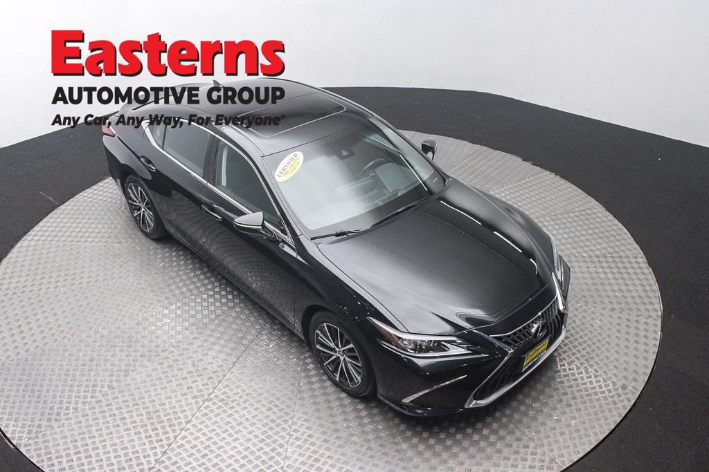 Used 2023 Lexus ES 350 w/ Premium Package FWD image 3