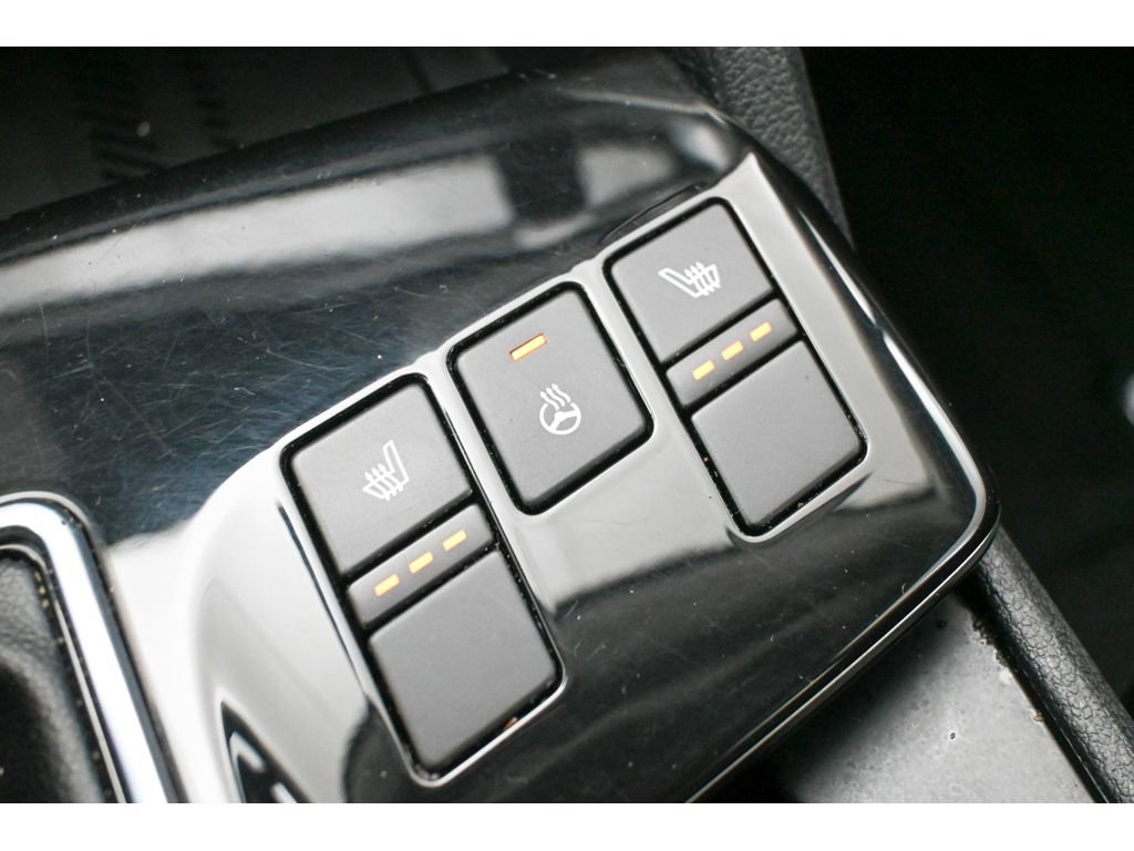 Used 2023 Kia Sportage EX image 15