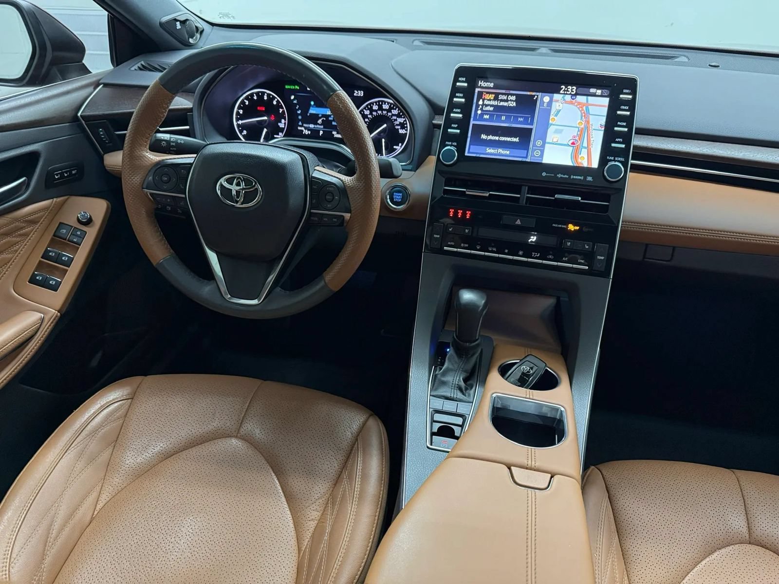 Used 2022 Toyota Avalon Limited w/ Advanced Safety Package FWD image 8