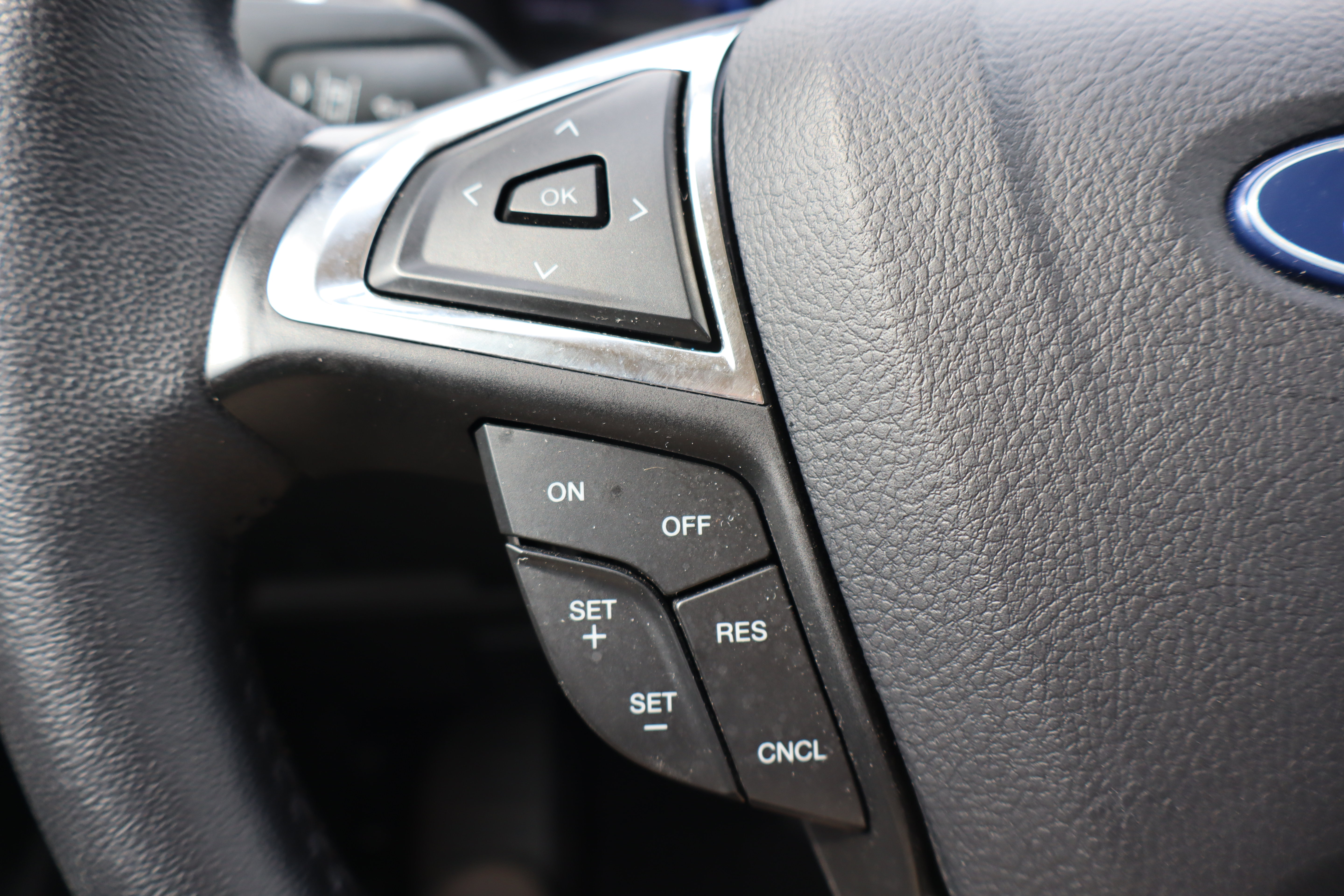 Used 2024 Ford Edge SEL w/ Convenience Package AWD/4WD image 15