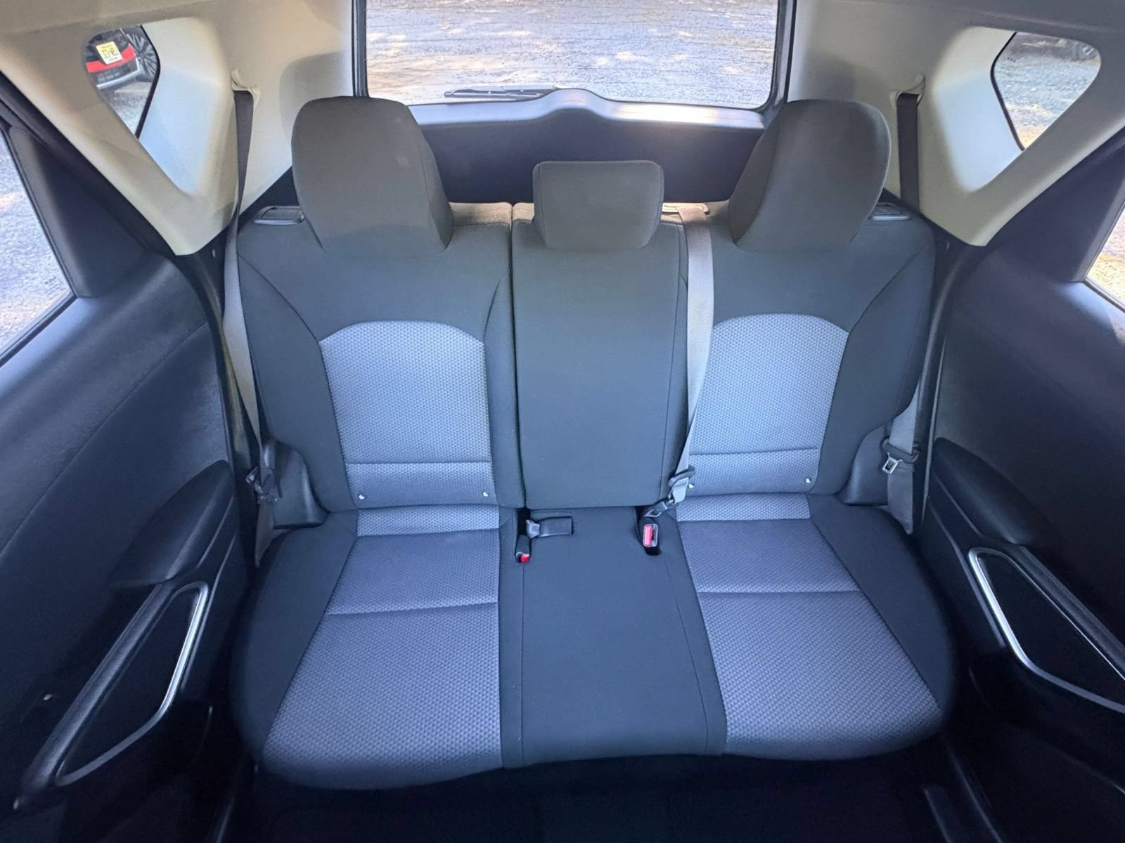 Used 2025 Kia Soul LX w/ LX Technology Package FWD image 35