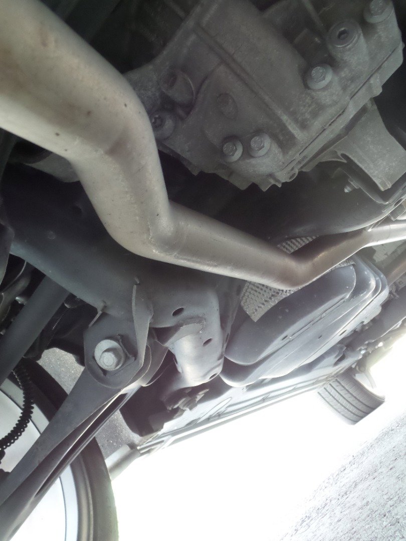 Used 2013 Porsche Cayenne GTS image 98