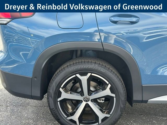 New 2026 Volkswagen Tiguan SE image 9