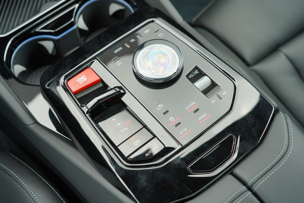 New 2027 BMW M5 Touring AWD/4WD image 32