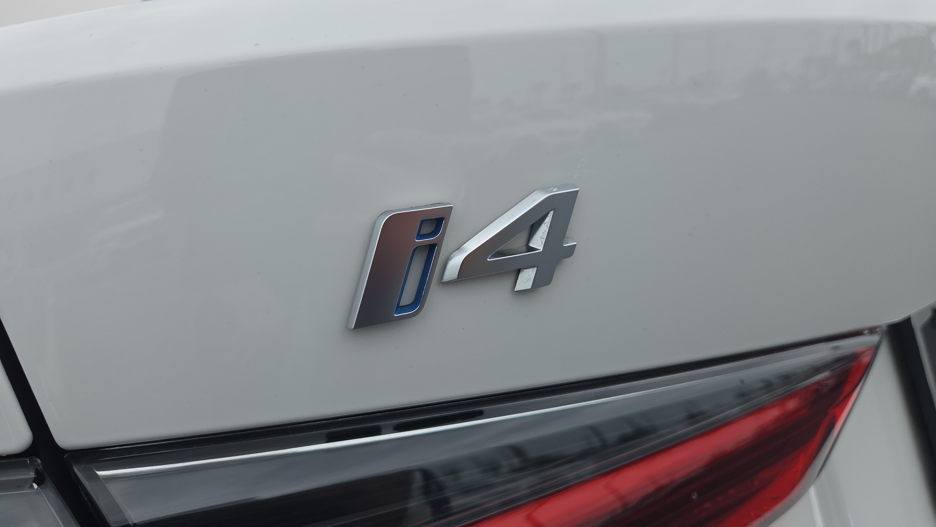 Certified 2022 BMW i4 eDrive40 RWD image 38