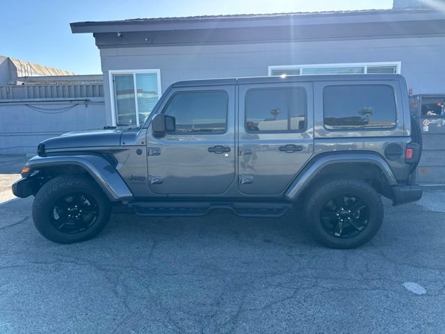 Used 2022 Jeep Wrangler Unlimited Sahara AWD/4WD image 7