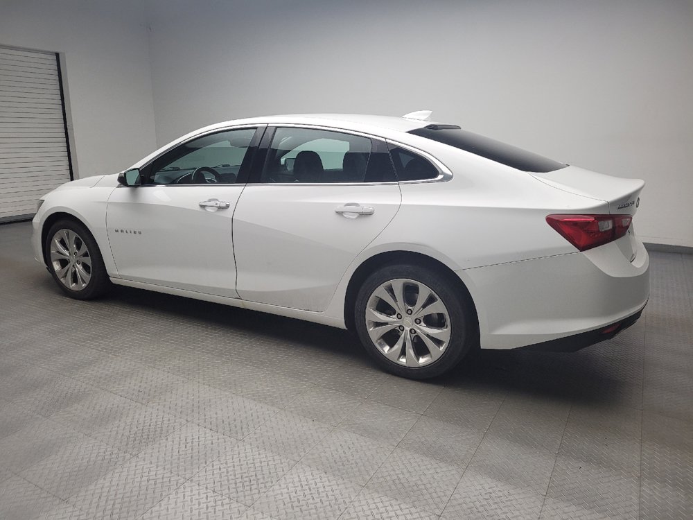 Used 2017 Chevrolet Malibu Premier FWD image 3
