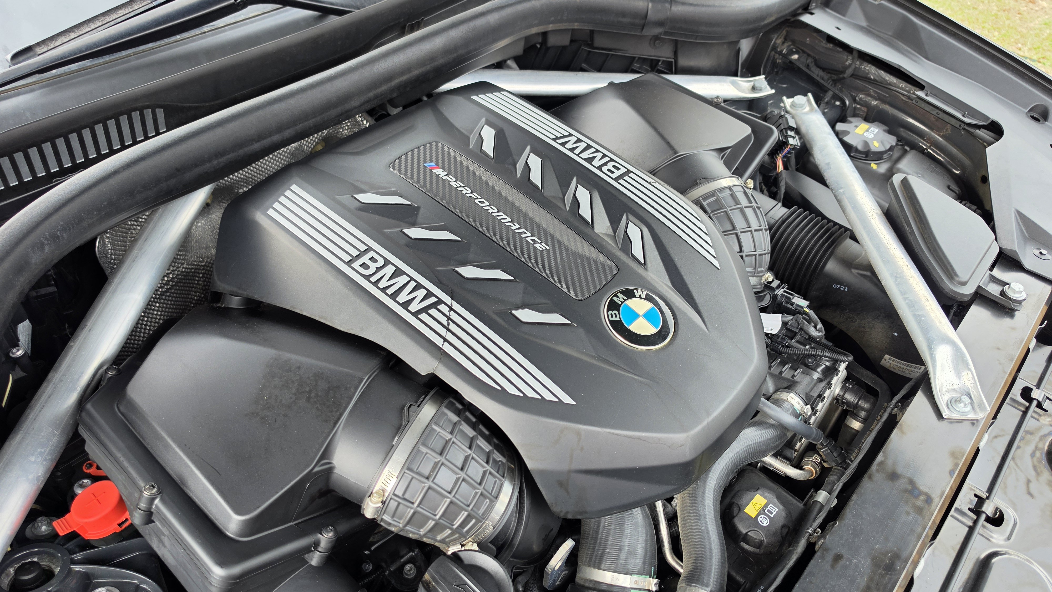 Used 2022 BMW X5 M50i AWD/4WD image 18