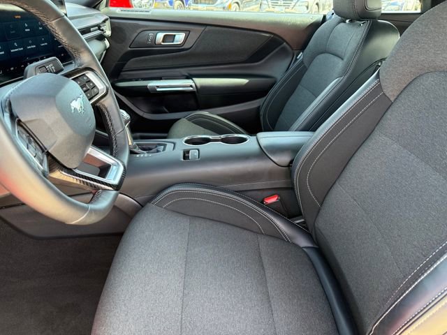 Used 2025 Ford Mustang EcoBoost image 11