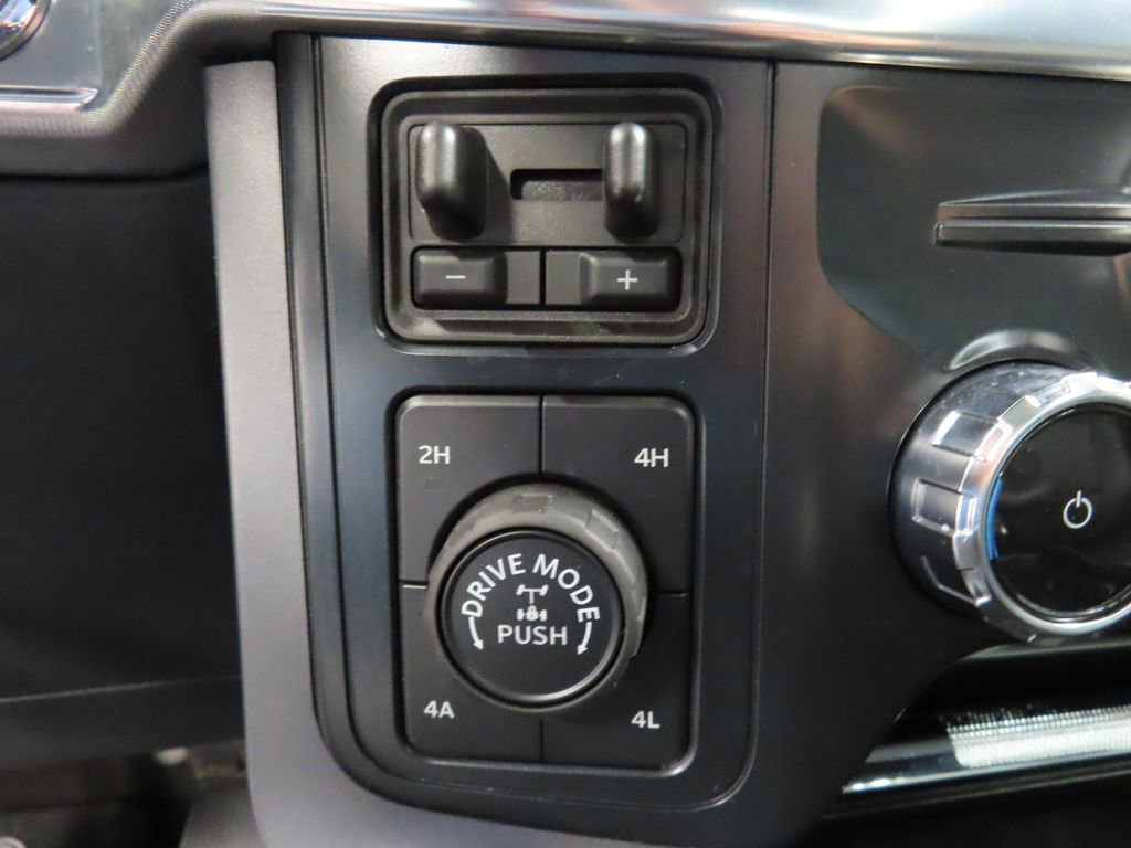 Used 2025 Ford F150 Lariat w/ Tow/Haul Package AWD/4WD image 62