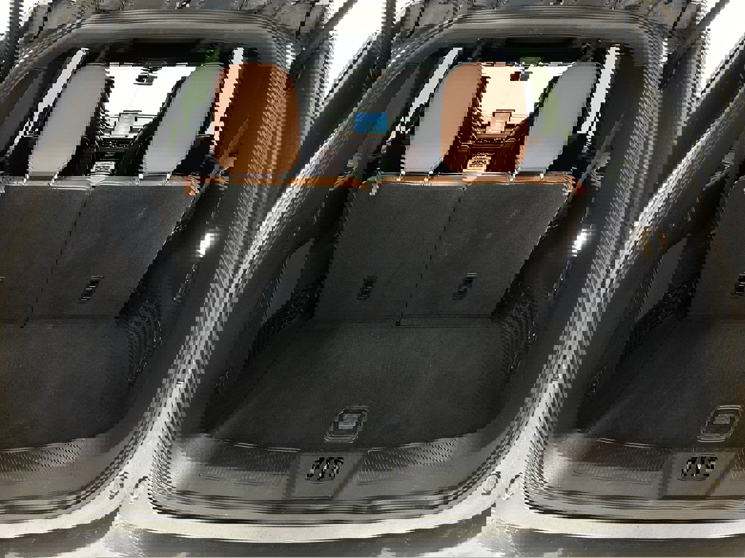 Used 2020 Lincoln Aviator Grand Touring w/ Equipment Group 302A image 35