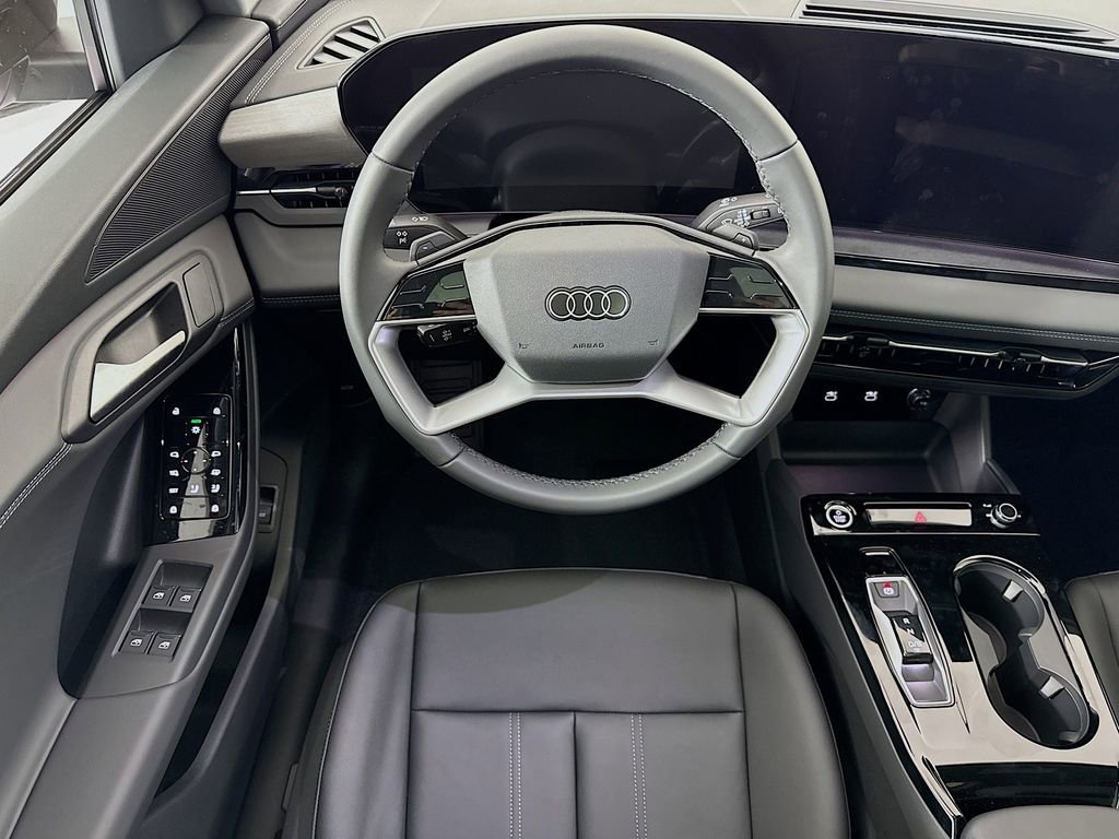 Used 2025 Audi Q6 e-tron Premium image 12