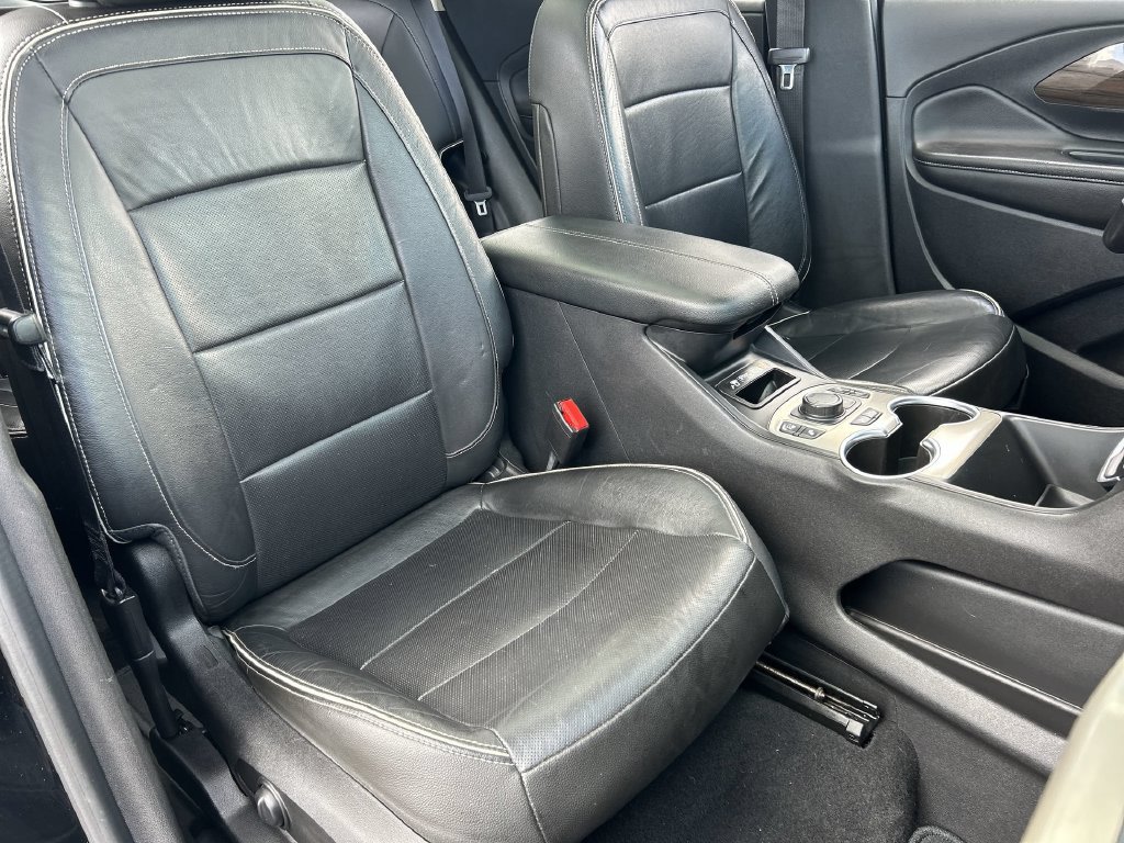 Used 2020 GMC Terrain Denali w/ GMC Pro Grade Package AWD/4WD image 29